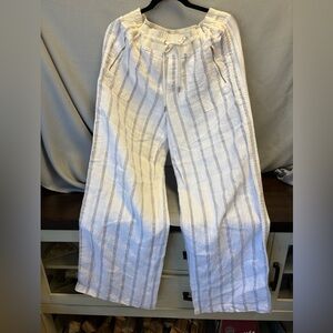 Athleta white and gray striped linen; wide leg casual pant